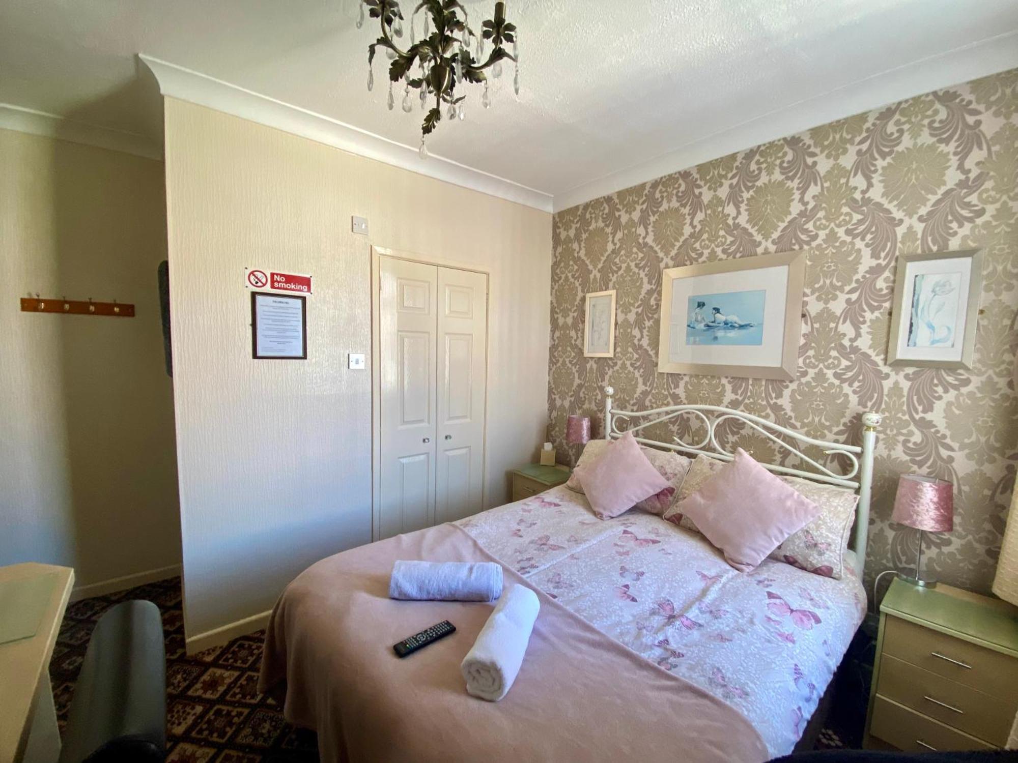 The Libra - Adults Only B&B With Carpark Blackpool Exterior photo